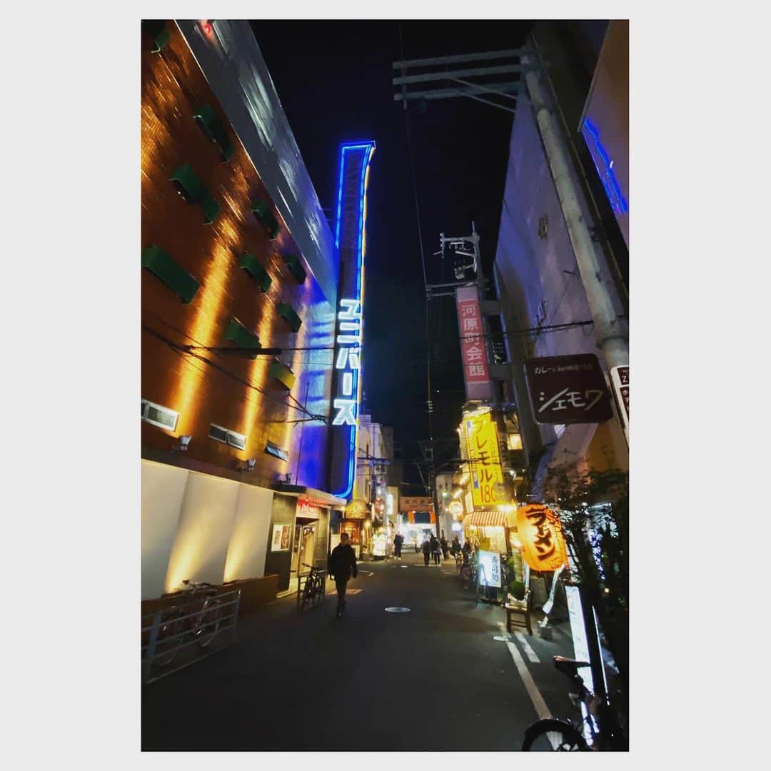 Caravanのインスタグラム：「来るたびに好きな街になるよ。  大阪の皆、今年もありがとう。  またすぐに会おうね！」