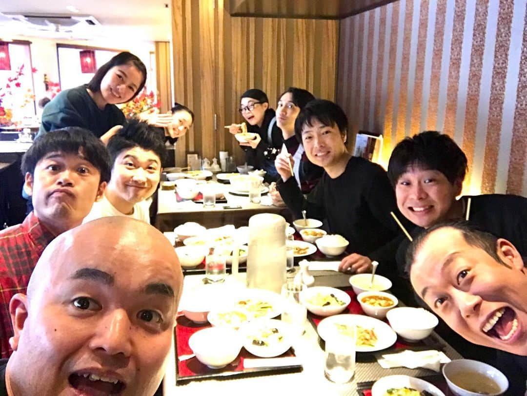 信濃岳夫さんのインスタグラム写真 - (信濃岳夫Instagram)「今週の祇園出番若手メンバーでおランチや！」12月8日 12時30分 - takeoshinano