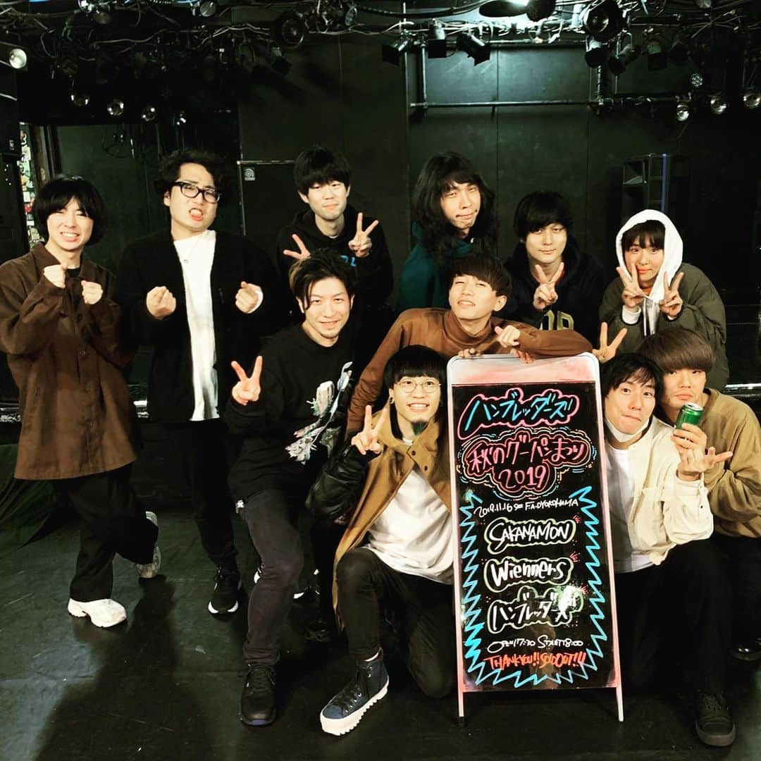 SAKANAMONさんのインスタグラム写真 - (SAKANAMONInstagram)「2019.11.16 / F.A.D yokohama #SAKANAMON #ハンブレッダーズ #Wienners」12月8日 11時41分 - sakanamon_official