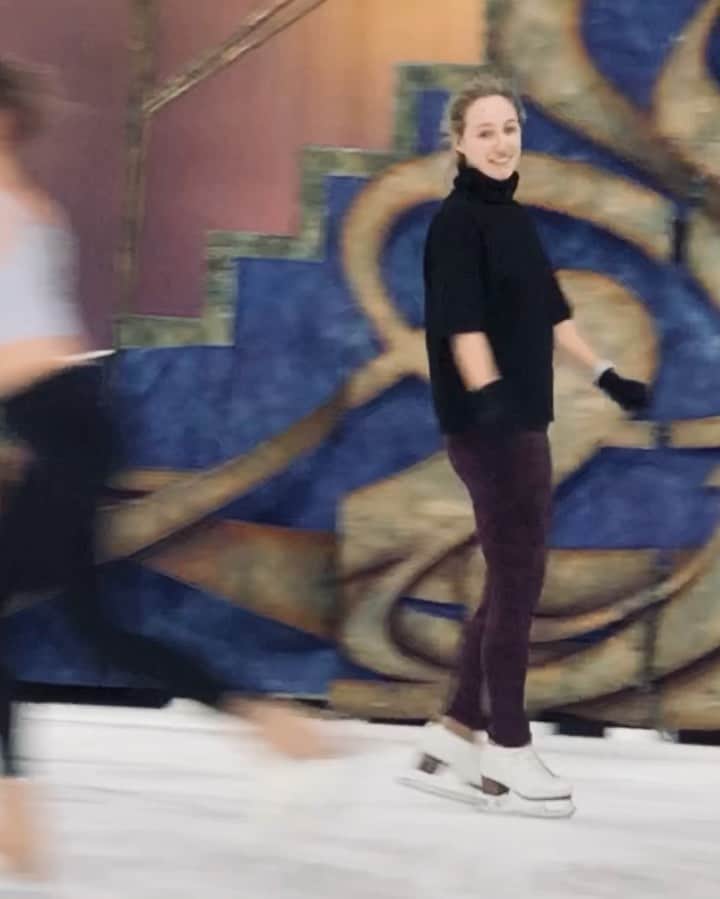 のインスタグラム：「Hello 3toe.😉」