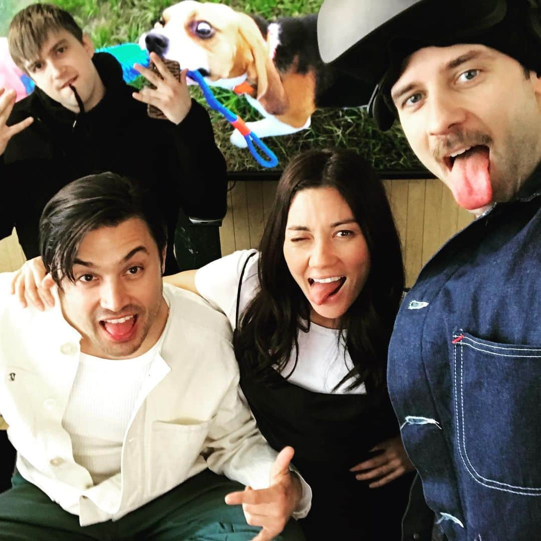 ヤニ・ゲルマンさんのインスタグラム写真 - (ヤニ・ゲルマンInstagram)「That’s a wrap on @ghostbff Season 2! Epic fun hanging out with @kierancrilly @leven_stund @tlcolford @le_linds @msvanessamatsui @katiebirdnolan & the rest of the cast & crew. Can’t wait for the season premiere :):):)」12月8日 5時21分 - yanigellman