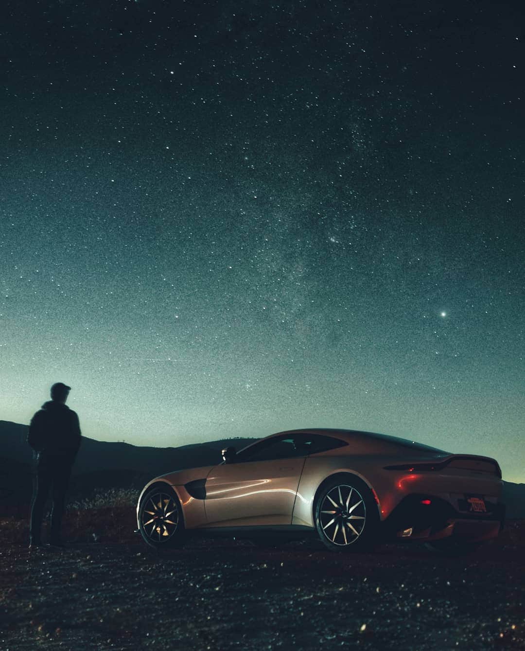 のインスタグラム：「Desert!」
