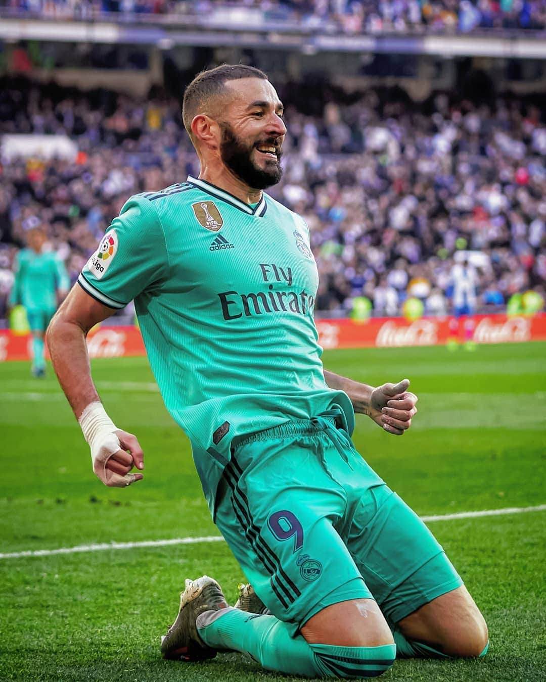 UEFAチャンピオンズリーグさんのインスタグラム写真 - (UEFAチャンピオンズリーグInstagram)「15 goals in 19 games for Benzema this season 🔥🔥🔥⁣ ⁣ #UCL #RealMadrid」12月8日 7時14分 - championsleague
