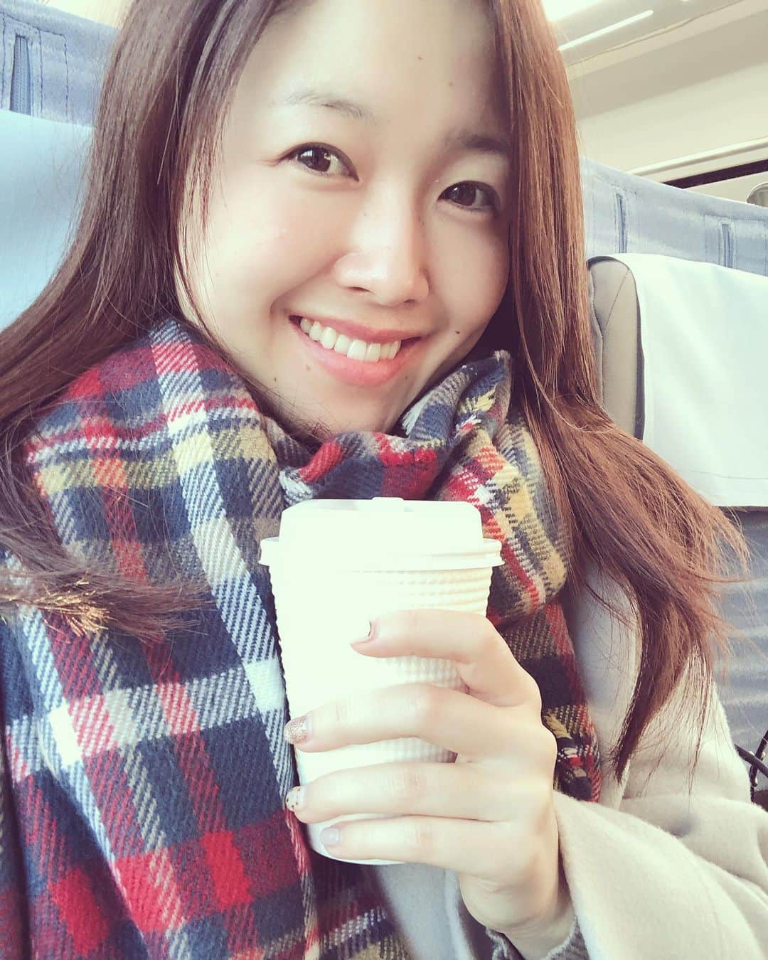 加藤響子さんのインスタグラム写真 - (加藤響子Instagram)「今日は朝から山梨へ！ 寒いよー！！」12月8日 7時17分 - katokyooooooooo