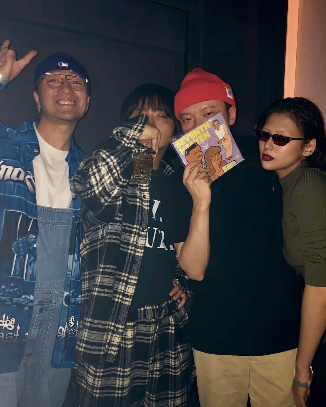 ZEN-LA-ROCKのインスタグラム：「今週はKoreaの皆んなと東京で遊べて最&高でした🤜🏽🌎🤛🏽 ソウ君4周年おめすすす これまた #thefunkluv 2020!? y/e/p🤘🏽」