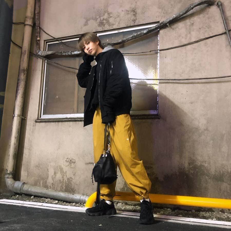 米村海斗のインスタグラム：「🐝 ・ outer @folte_official  pants @folte_official」