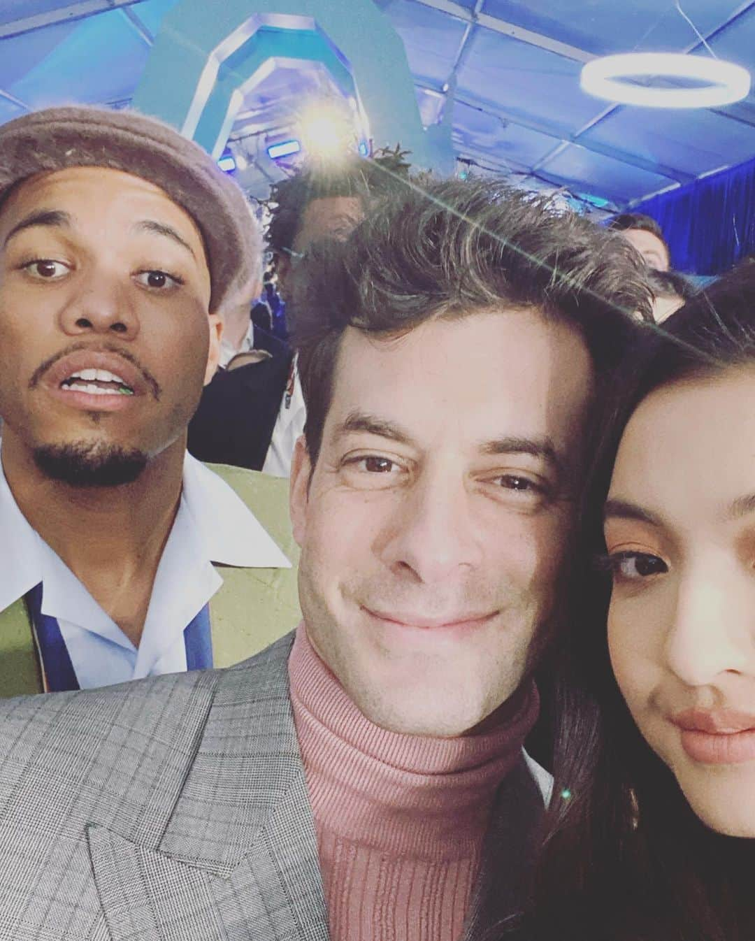 ラライン・シャーさんのインスタグラム写真 - (ラライン・シャーInstagram)「I don’t care that I looked like a choked pigeon. I got to meet and laugh with The Fresh Prince of Bel Air and thats a big deal for a 90’s kid! Had fun times with fun people at the @spiesindisguise premiere in Hollywood. Thanks for having me Disney💙 #latepost」12月8日 20時53分 - ralineshah