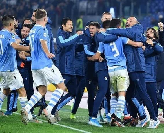 ダニロ・カタルディさんのインスタグラム写真 - (ダニロ・カタルディInstagram)「Serata da LAZIO.  Ora questo è gia il passato. Ci sono già altre sfide davanti a noi. Insieme siamo più forti❤️ @official_sslazio」12月8日 21時13分 - danilocat32