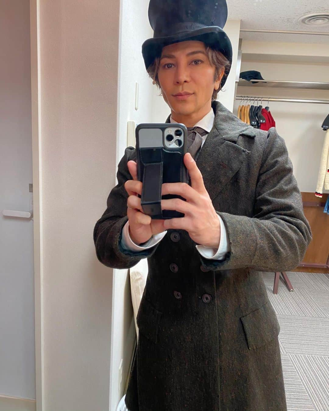 武田真治さんのインスタグラム写真 - (武田真治Instagram)「2019.12.8.#市村正親 さん主演ミュージカル『#スクルージ~クリスマスキャロル~』が無事開幕致しました🎄🎉　満員御礼、ありがとうございます❗️ 25日まで☆ #武田真治」12月8日 21時23分 - shinji.takeda