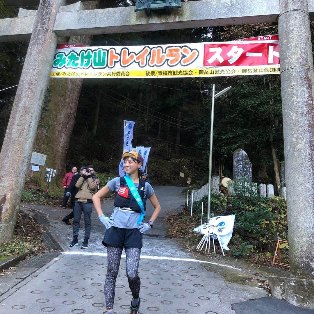 福島和可菜さんのインスタグラム写真 - (福島和可菜Instagram)「今日は…⛰みたけ山トレイルラン⛰  かなりのトレラン日和☀️☀️☀️ 朝からかなりドタバタしてます🏃‍♂️ また落ち着いたら更新しますね✋取り急ぎ🥰  #寒い #けど #半袖 #短パン #さすがに #タイツ #履いた #珍しく #素足 #じゃない #トレラン #trail #trailrunning #トレイルラン #大会 #20 #回 #記念 #love #running #home #みたけ山 #みたけ #御岳山 #outdoor #🏃 #⛰ #👍 #❤ #☀️」12月8日 13時12分 - fukushimawakana