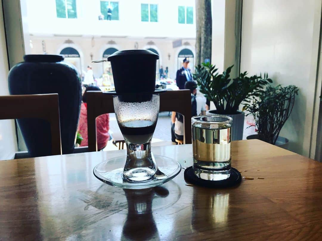 のインスタグラム：「コーヒーなう。 #Hanoi」