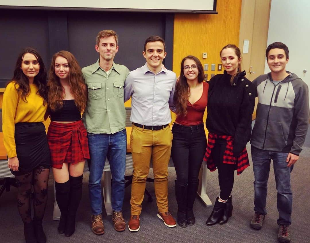 エリザ・ドゥシュクのインスタグラム：「Proud to stand with #DeniHoxha & the @Harvard Albanian Students Association raising local funds last night for our brothers & sisters in #Albania who were affected by the recent earthquake. We’re with you~ sending #hope & #solidarity 🙏 More to come.  #repost @denihoxha ..One week after the catastrophic earthquakes in Albania that killed 51 people, injured 2000 and left over 4000 homeless, the Harvard Albanian Students Association raised (funds) at the Dear Albania​ screening, co-hosted by Nate and Eliza Dushku​. Thank you to all who donated ❤️🇦🇱 Një javë pas tërmeteve në Shqipëri, Shoqata e Studentëve Shqiptarë në Harvard mblodhi sonte $ në shfaqjen e Dear Albania, bashke organizuar nga Nate dhe Eliza Dushku. Përfshirë GoFundMe tonë, i cili ka mbledhur dollarë, kjo sjell fondet totale të Harvardit ASA për tërmetin në dollarë.」