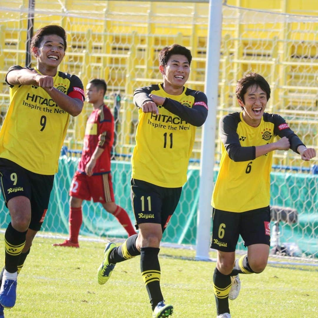 柏レイソルさんのインスタグラム写真 - (柏レイソルInstagram)「7-4 WIN👏👏👏 #高円宮杯U18プレミアリーグ #EAST #柏レイソル #kashiwa #reysol #vitoria」12月8日 16時04分 - kashiwareysol_official