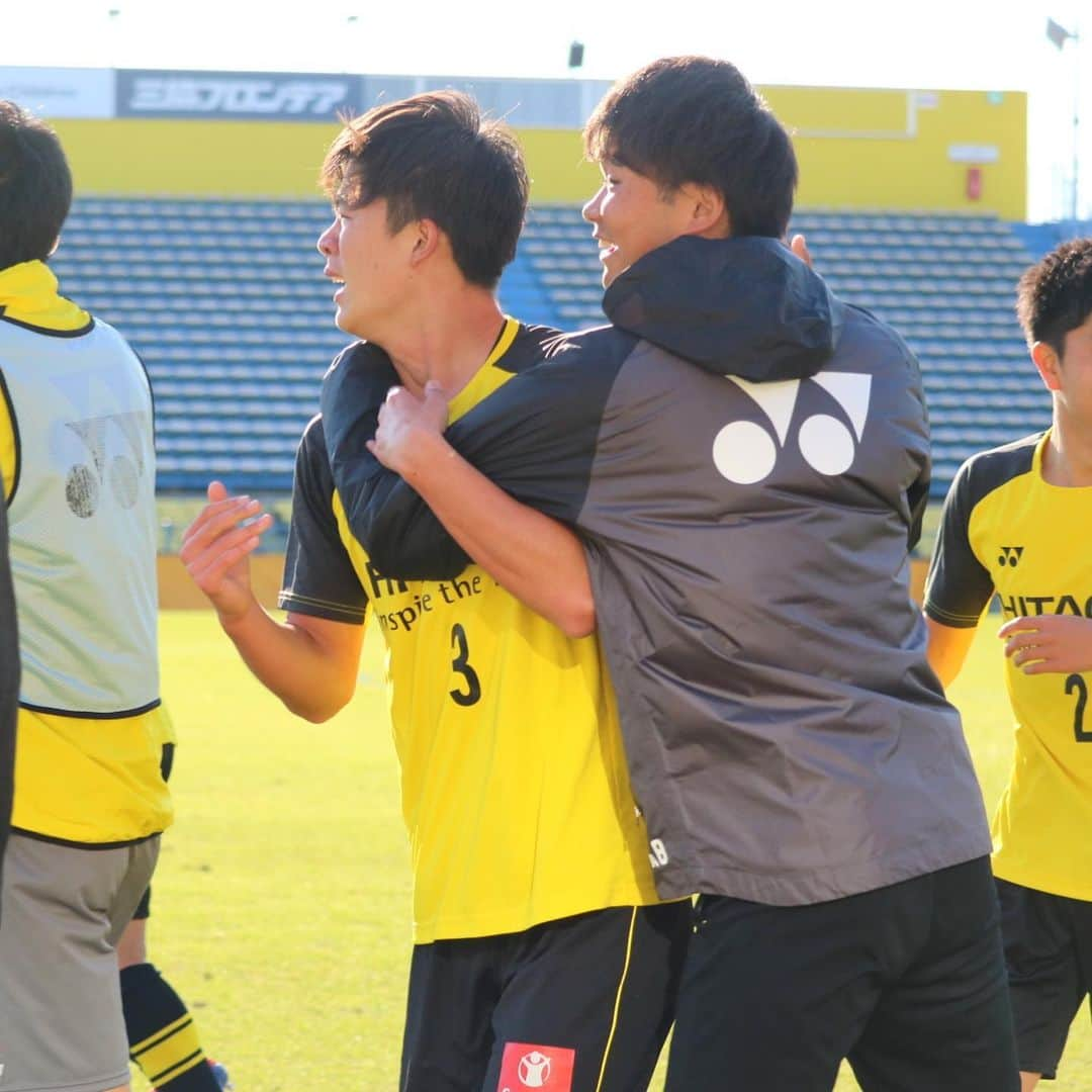 柏レイソルさんのインスタグラム写真 - (柏レイソルInstagram)「7-4 WIN👏👏👏 #高円宮杯U18プレミアリーグ #EAST #柏レイソル #kashiwa #reysol #vitoria」12月8日 16時04分 - kashiwareysol_official