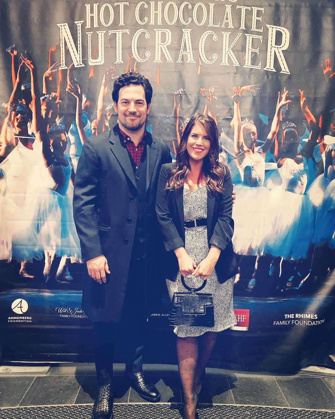 ジャコモ・ジャンニオッティさんのインスタグラム写真 - (ジャコモ・ジャンニオッティInstagram)「Such an amazing night with the wifey @nicki_makeup supporting @officialdadance and all the amazing work @therealdebbieallen has done over the years for so many children. Always a holiday favourite and must attent event is her annual @hot_chocolate_nutcracker , raising money for @officialdadance which this year celebrated its 10th year anniversary. Congrats to @therealdebbieallen and all involved. So lucky to he apart of this family.」12月8日 16時57分 - giacomo_gianniotti
