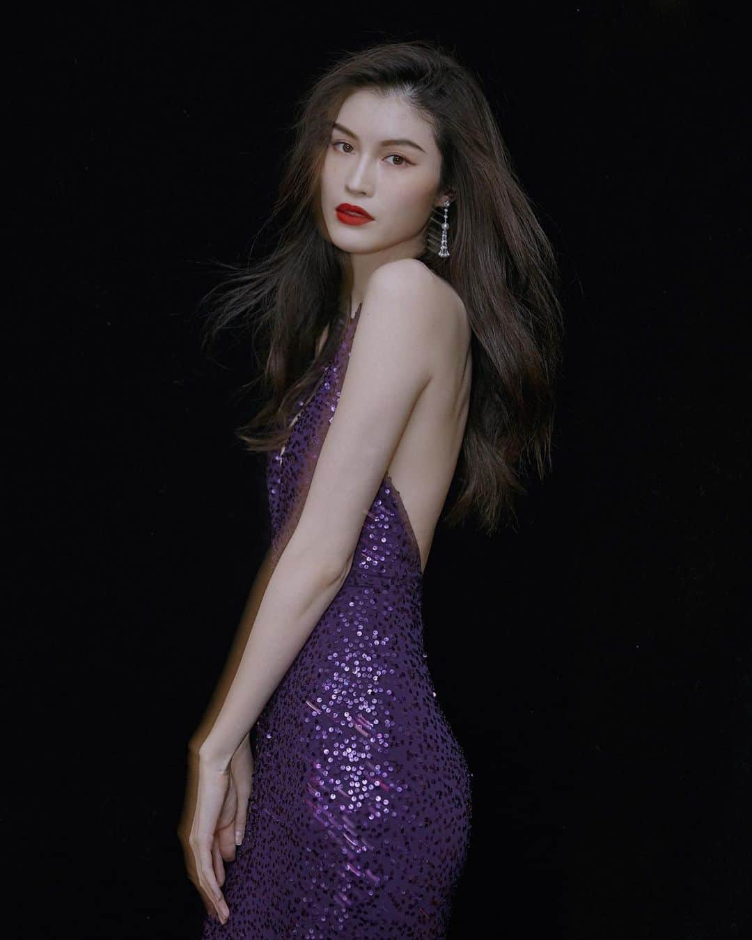 スイ・ヒーのインスタグラム：「💜💜💜」