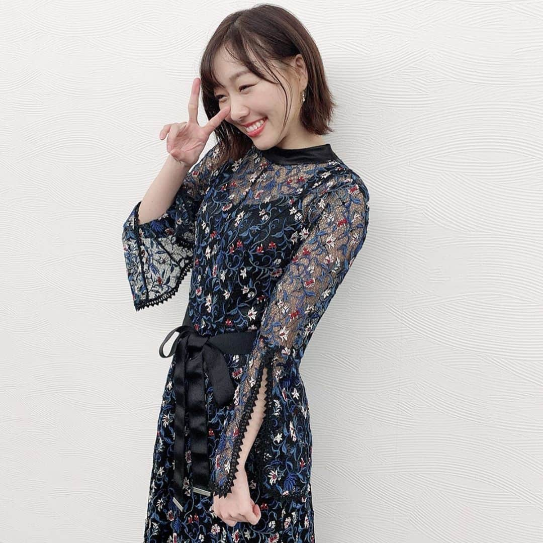 須田亜香里さんのインスタグラム写真 - (須田亜香里Instagram)「載せ忘れさんたち 🌱先週日曜日の #熱闘mリーグ 衣装 今日も25:00〜 テレビ朝日とAbemaTVの同時放送観てね！ . 🌱先週木曜日の #ドデスカ みんなで撮る集合写真がいつも楽しみ！ . 🌱先週の #秘密のケンミンショー #愛知県 #支留比亜珈琲 #カルボトースト #倉敷ぶっかけうどん #美味しかったな 最高だったな。」12月8日 19時34分 - akarisuda