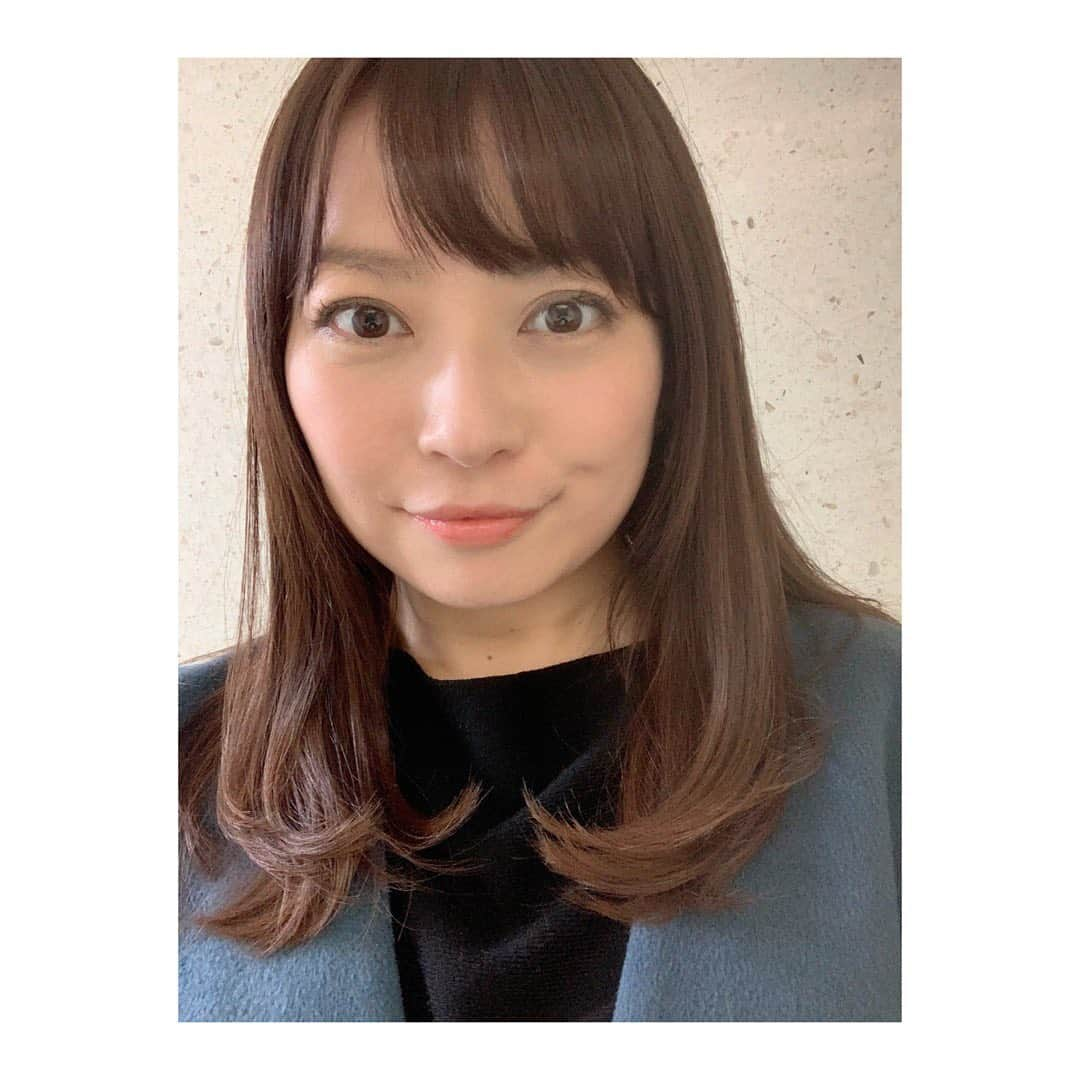 大久保涼香さんのインスタグラム写真 - (大久保涼香Instagram)「年内最後の美容院。　何だかそんな感じがしないのは暖かいからかな!? きょうは前髪スッキリ カラーリングもしてもらいました！  12月の残り3週間も駆け抜けるぞー。  きょうはこれから JFNラジオニュースです！  後ほどお耳にかかります！ ******************* #美容院帰り #お仕事前に #前髪カット #カラーリング #綺麗な色 #良いお年を #口にすると年末が近い　#この後　#jfnラジオニュース #岩手もFM岩手で　#ヘアサロン #ICY #instahairsalon #hairsalon #instacolor #hairstagram #haircut #haircolor #aoyama #tokyo #japan」12月8日 19時45分 - sayaka_okubo