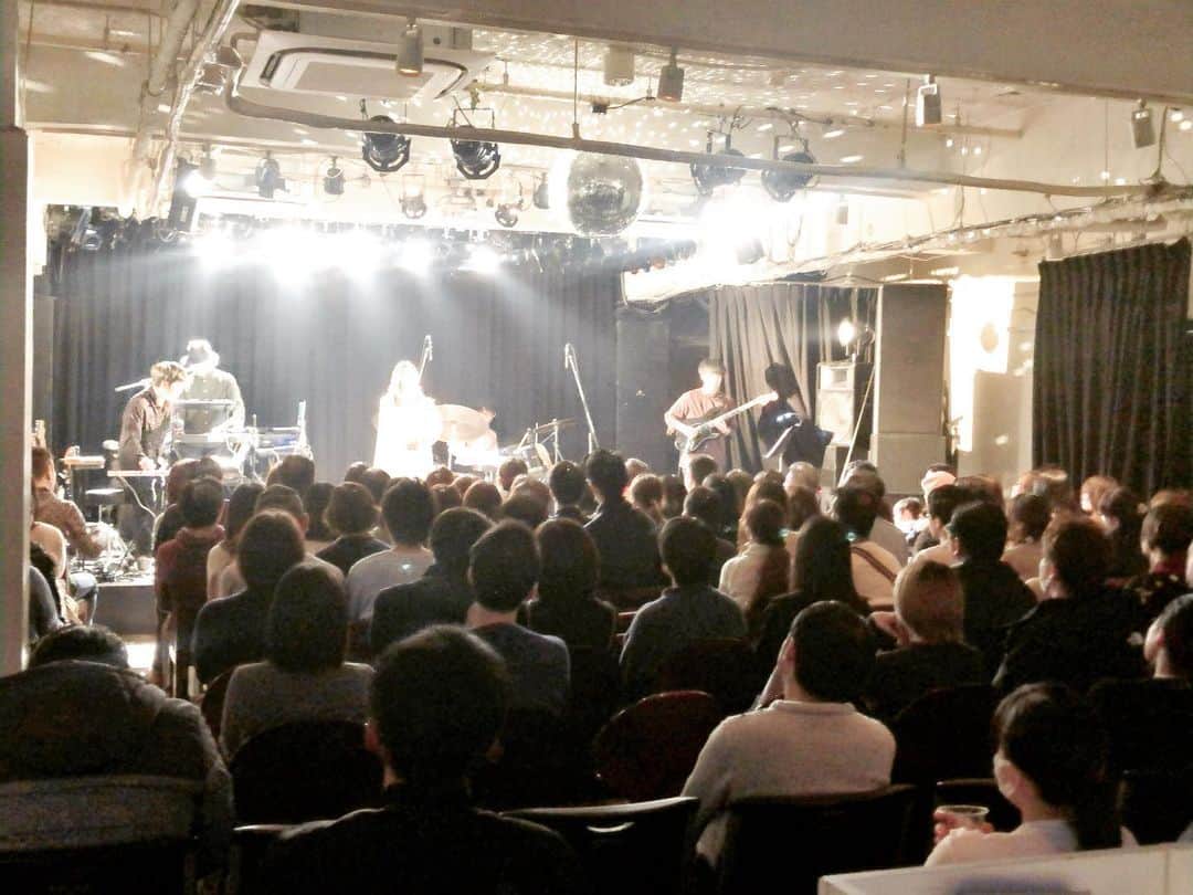 琴音さんのインスタグラム写真 - (琴音Instagram)「🎨ツアー5本目✋ 「2nd note TOUR 2019 -白く塗りつぶせ-」福岡公演、ありがとうございました！  初めての福岡でのツアーライブでしたが、熱気とぬくもりをありがとうございました！  次回はいよいよ東京公演DAY1です☝️Veats Shibuyaで皆さまお会いしましょう！  #琴音 #2ndnotetour #白く塗りつぶせ #初福岡ツアー #ラーメン食べず #クロワッサン🥐 #明太子は食べました #次回は東京 #セミファイナル」12月8日 20時00分 - kotoneofficial