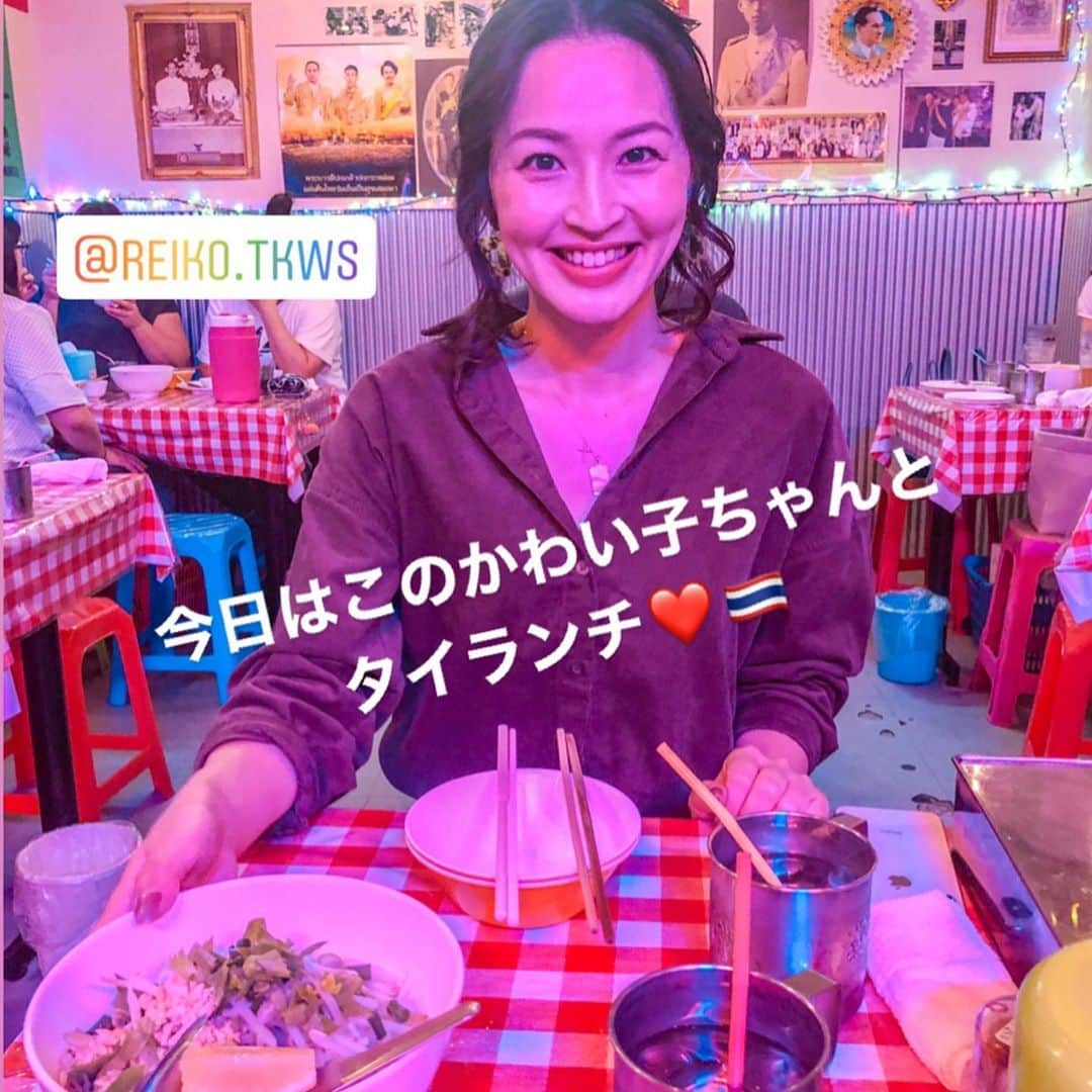 樋口智子さんのインスタグラム写真 - (樋口智子Instagram)「いつしかの美女とのランチ♡ ずっと行こうと言ってたタイ料理🇹🇭 見返してたらまた食べたくなって来た🤤 からーーーいの食べた後は、甘いの飲みながらまったり。 久しぶりだったから、いろんなことしゃべりたおしたよね😂 またそろそろ集まらないと😏」12月8日 20時19分 - tomokohiguchi0501