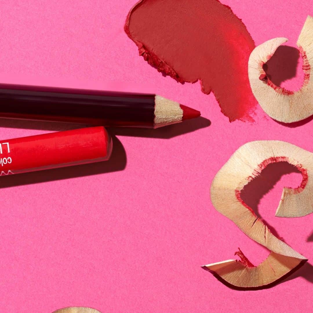wet'n wild beautyさんのインスタグラム写真 - (wet'n wild beautyInstagram)「Fake luscious, juicy lips with the help of our Color Icon Lipliners. Available in 6 beautiful shades.  #wetnwildbeauty #lipliners #coloricon」1月7日 1時00分 - wetnwildbeauty