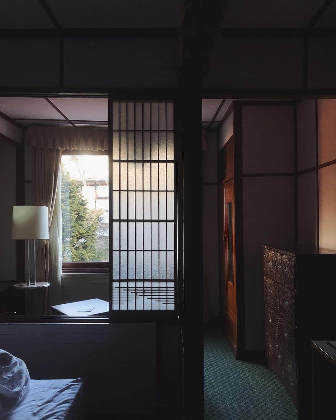陣内勇人さんのインスタグラム写真 - (陣内勇人Instagram)「ジョンレノンが愛したホテル。」1月6日 23時46分 - hayato.jinnouchi