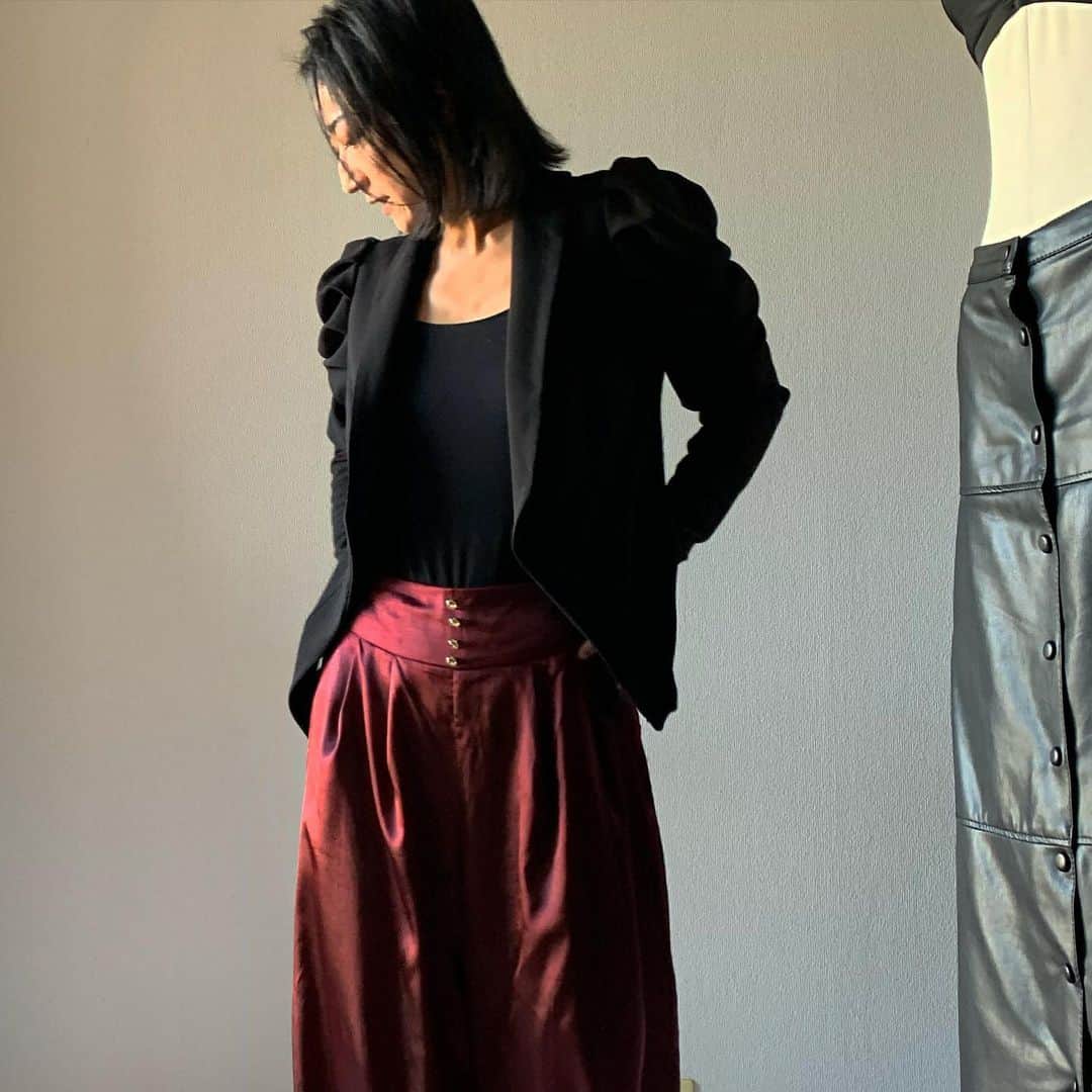 Taeko Mitamura - 三田村妙子のインスタグラム：「.  #dresstaylor」