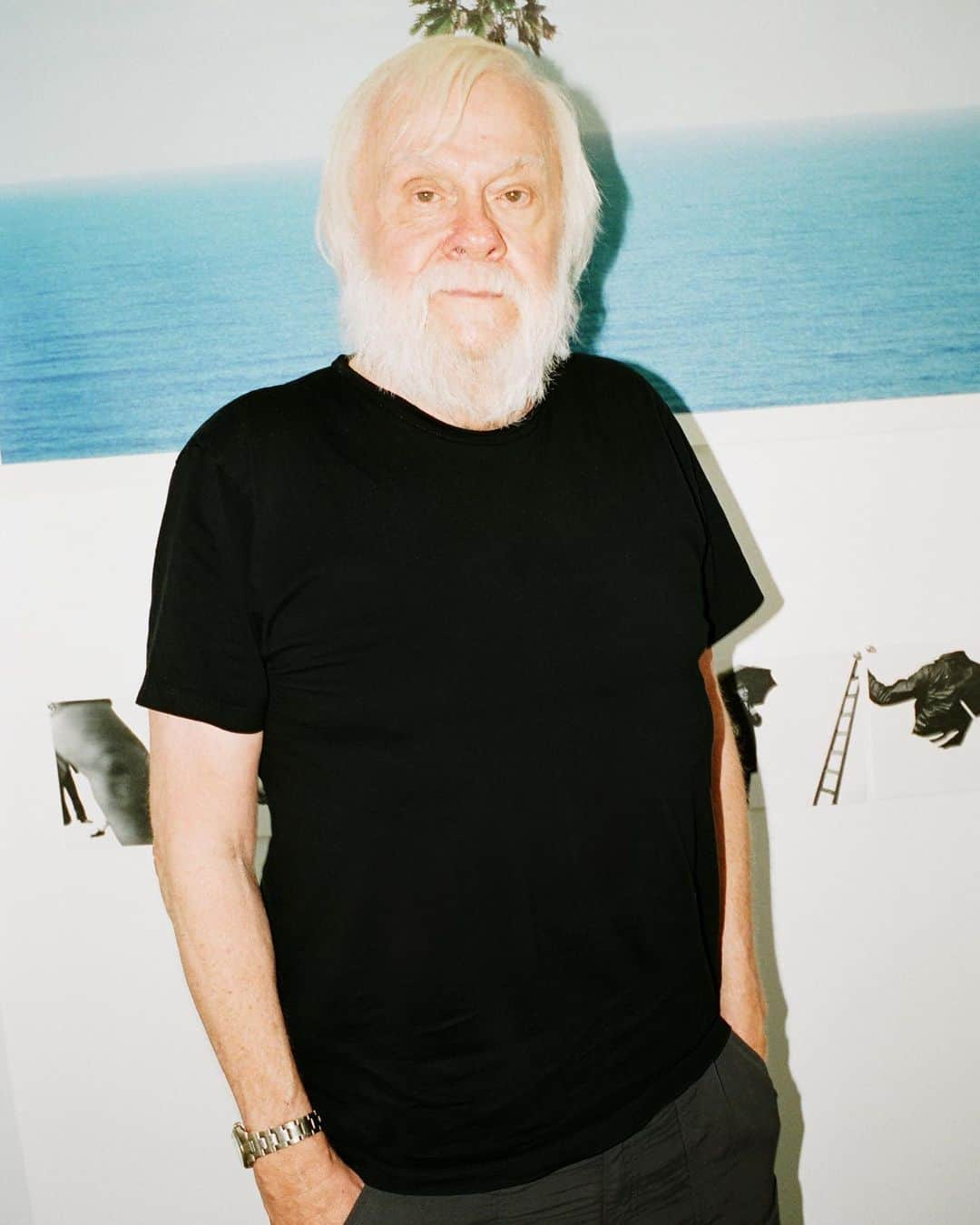 シュプリームさんのインスタグラム写真 - (シュプリームInstagram)「Rest in Peace John Baldessari. Thank you for your art and sense of humor.」1月7日 0時14分 - supremenewyork