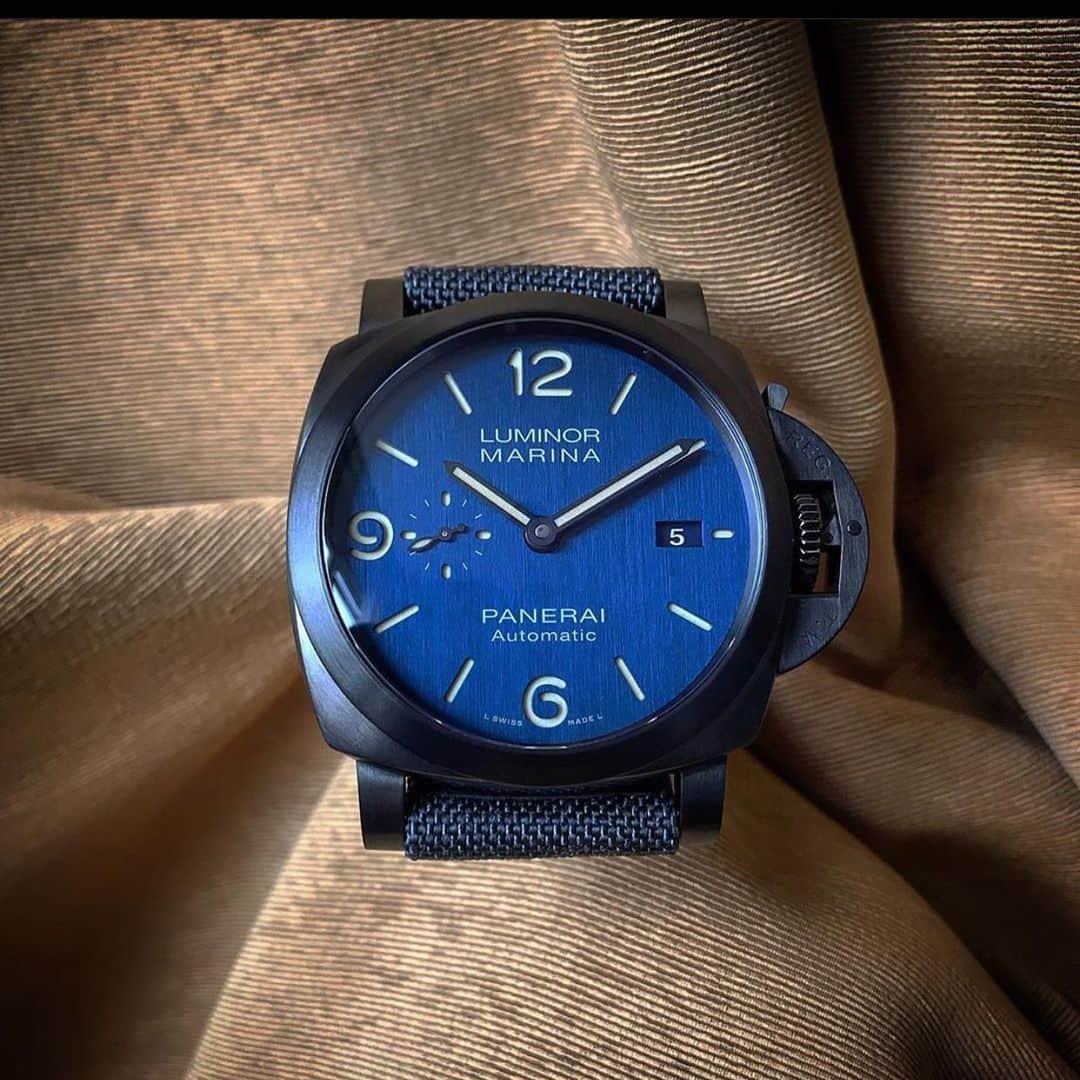 パネライのインスタグラム：「Are you a fan of the Bucherer edition #Panerai?  #PAM1021 44mm Titanium DLC with brushed Blue dial.  Pic by @tunxx」