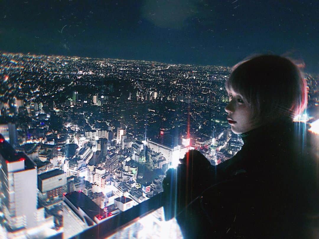 病夢やみいのインスタグラム：「見てる - 仕事始めの皆さん お疲れさまでした - #tokyo#tokyolife #tokyotravel#shibuya」