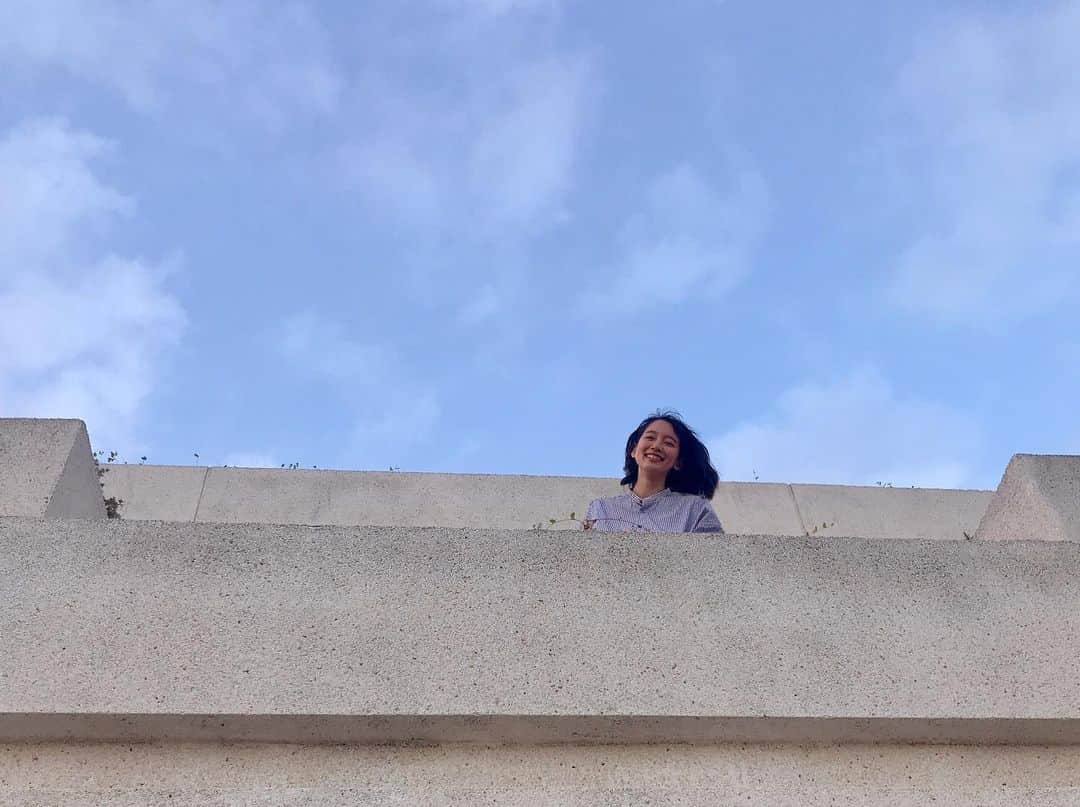 吉岡里帆（マネージャー）のインスタグラム：「🐭🐭 2020年、明けましておめでとうございます！ . りほぽの2020年は1/13より公演が始まる、舞台『FORTUNE』からスタートします🤟 稽古も追い込みで毎日がんばってますので、みなさまどうぞお楽しみに、、！ . 今年も吉岡里帆の応援をどうぞよろしくお願いいたします💓 . . --- PARCO PRODUCE 2020 『FORTUNE』 作●サイモン・スティーヴンス 翻訳●広田敦郎 演出●ショーン・ホームズ 美術・衣裳●ポール・ウィルス 出演●森田剛、吉岡里帆、田畑智子、市川しんぺー、平田敦子、菅原永二、内田亜希子、皆本麻帆、前原滉、斉藤直樹、津村知与支／根岸季衣、鶴見辰吾 岩崎MARK雄大　遠山悠介　渡邊絵理 https://stage.parco.jp/program/fortune/ --- . #いつかの吉岡さん #2019思い出のシッチェス」