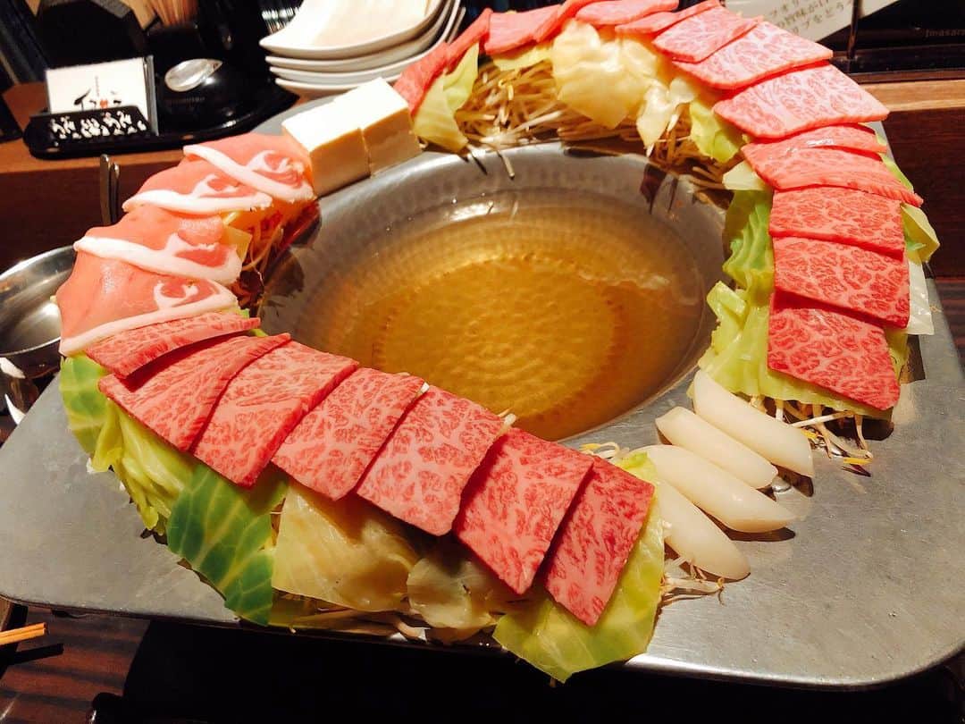 嶋村瞳のグルメインスタ