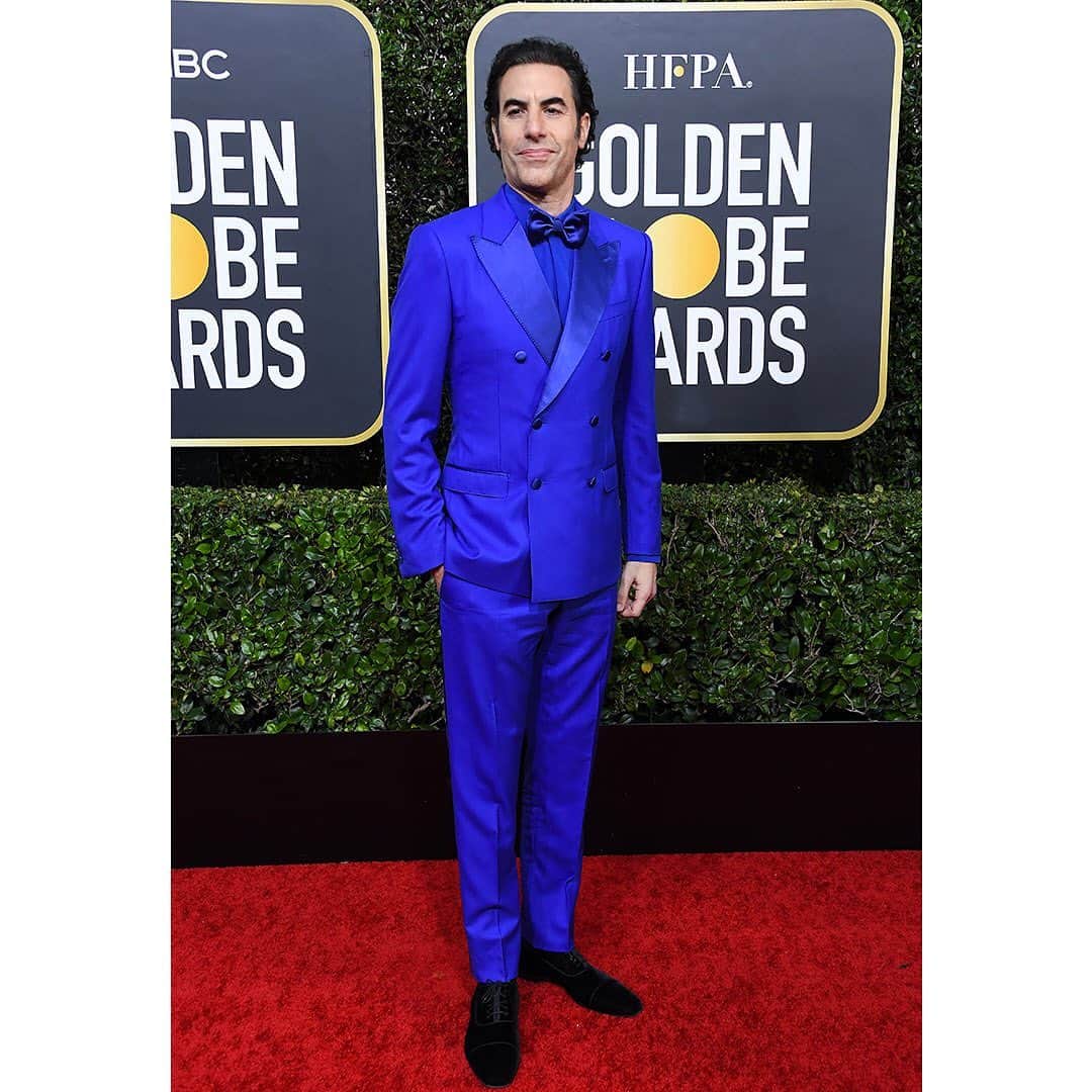 ドルチェ&ガッバーナさんのインスタグラム写真 - (ドルチェ&ガッバーナInstagram)「Sacha Baron Cohen, nominee at the 77th Annual Golden Globes Awards, wears a Dolce&Gabbana double-breasted 2 piece electric blue wool tuxedo with a contrasting satin peak lapel. #DGFamily #DGCelebs #DGMen #GoldenGlobes」1月6日 17時33分 - dolcegabbana