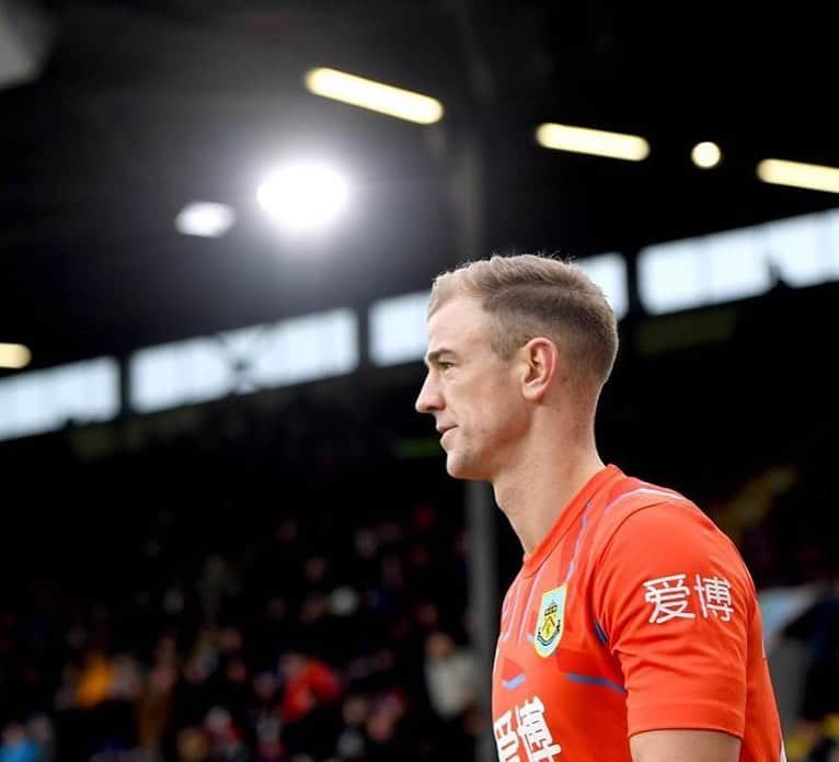 ジョー・ハートのインスタグラム：「Nice to be back out there... always ready and looking forward to taking ever opportunity that comes my way in 2020 💯💪 happy new year 🥳」