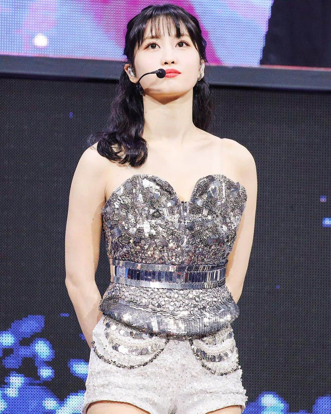 モモさんのインスタグラム写真 - (モモInstagram)「♡ [Fantaken] 200105 - 34th Golden Disc Awards Day 2 -  #MOMO #트와이스 #모모 #平井もも #もも #TWICE ©️oohahh_momo, simeulja」1月6日 19時00分 - momojype