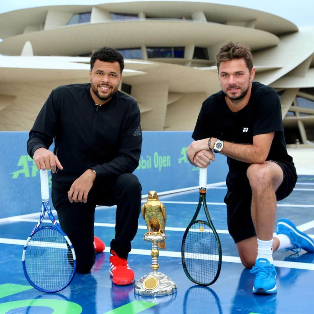 ジョー＝ウィルフリード・ツォンガのインスタグラム：「Visiting the National Museum of Qatar with @stanwawrinka85 ! ‬😃 #tsongateam #qatar #qatartennis #seasonstart #2020 📷 ©Samer Alrejjal | @atptour」