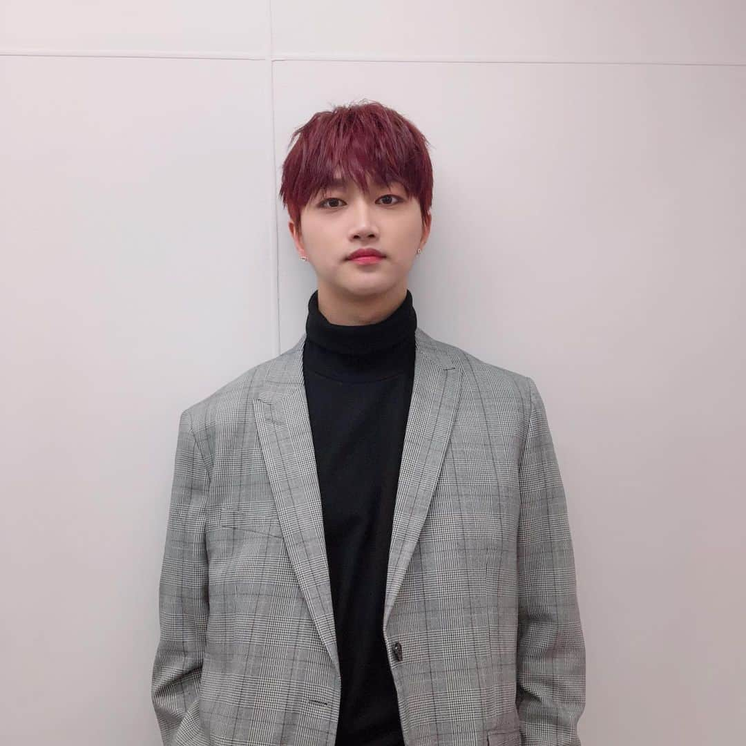 IN2ITさんのインスタグラム写真 - (IN2ITInstagram)「사진 간닷~~~🌻🌻🌻🌻 ㅤㅤ#인투잇 #인투유 #연태 #IN2IT #IN2U #Yeontae #selfie #사진털이 #I_Promise_IN2U #간닷!!!! #잘받아랏」1月6日 20時54分 - official_in2it