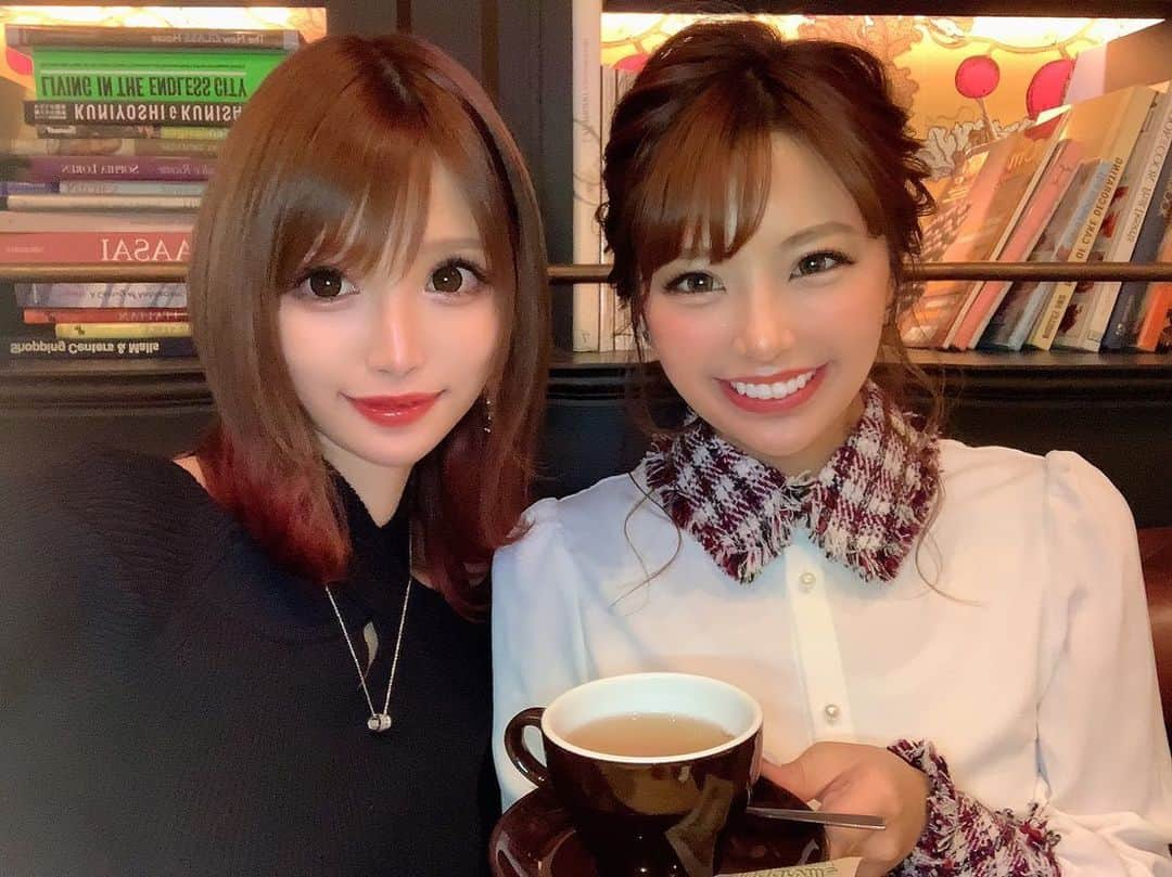 桜咲乃愛さんのインスタグラム写真 - (桜咲乃愛Instagram)「ゆいちゃんとCafe〜🍩☕∗*ﾟ  楽しかった🥰💓💓✨ またどっかいこー(  ˊᵕˋ )♡ #彩花ゆいちゃん #撮影後#Cafe#楽しかった」1月6日 20時57分 - noasama1101