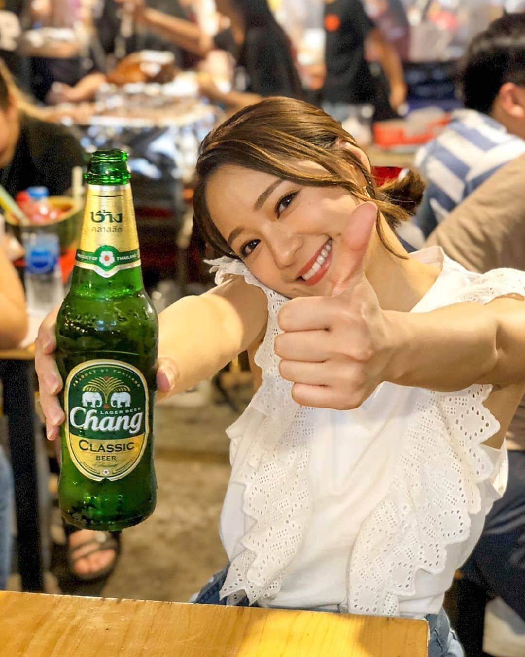 chayさんのインスタグラム写真 - (chayInstagram)「タイビールぐーうま😆🍻 日本に帰国してますが、もう少しタイ旅行の思い出にお付き合いくださいまし🇹🇭 #thailand #thai #bangkok #beer #thaibeer #chang #タイランド #タイ #バンコク #ナイトマーケット #夜市 #ぐーうま #タラートロットファイラチャダー」1月6日 21時21分 - chay1023_official