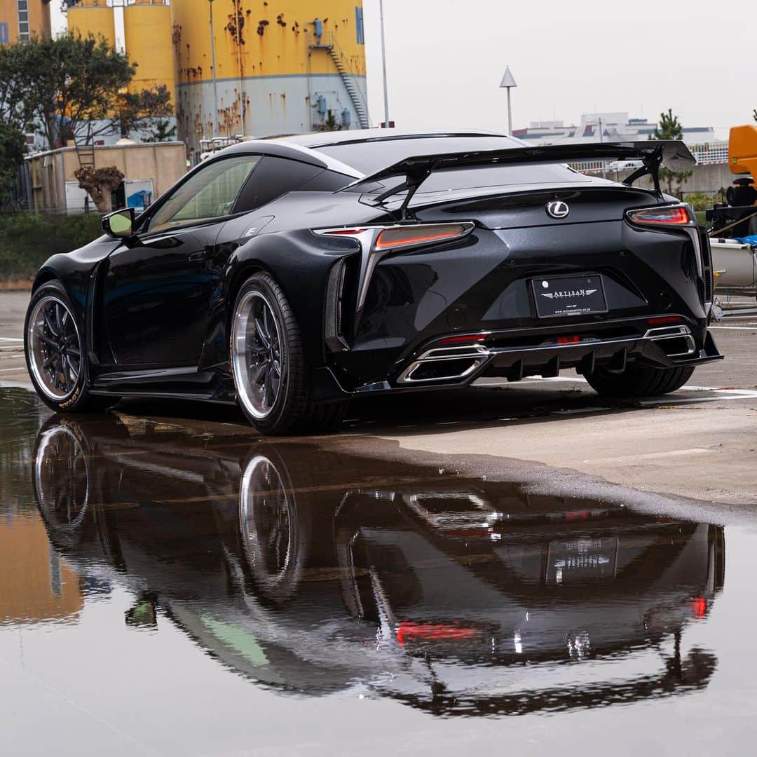 のインスタグラム：「lexus LC500/500h Artisanspirits/// blacklabel GT www.artisanspirits.co.jp #artisanspirits #artisan #asms #as #lexus #lexuslc #lexuslc500 #lexuslc500h #blacklabelgt #japan #jp #ravspecjdm #evasivemotorsports #butlertire #jworksunlimited #premierautowerkz #suvproject #kanooperformance #car_life_staff #トラウム #車庫小舗 #nigeljdmparts #ozracing #yokohamatire #advanced_auto_performance  #otto.auto.service #mr__lexus #jackspna」