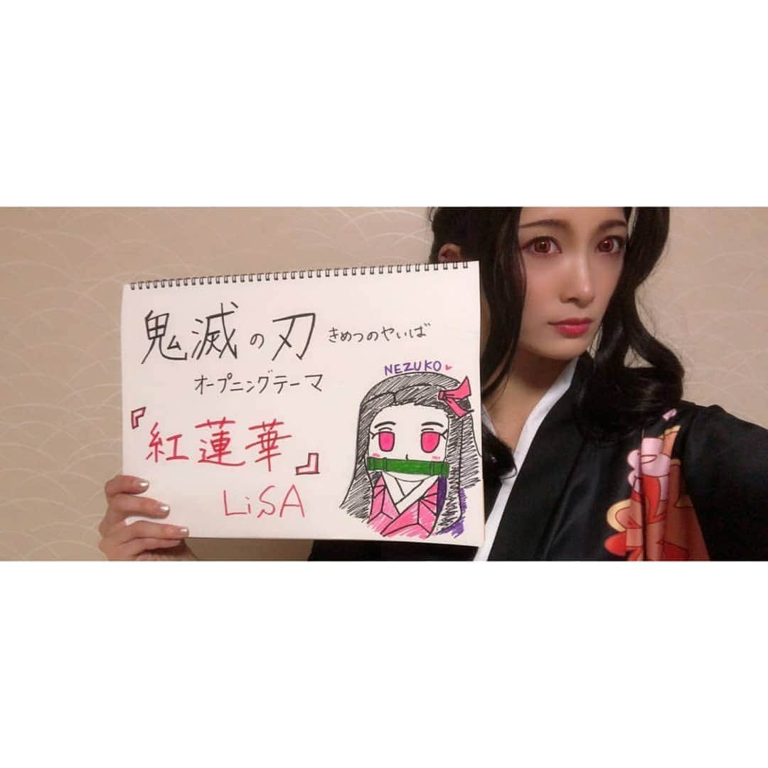 AYASAさんのインスタグラム写真 - (AYASAInstagram)「今回のサムネイル🖤❤️ . コスプレが女装無惨様につきイラストはコスプレしなかった禰豆子たん♡ 最近ちょっと画力上がったんじゃない？✨と調子にのってたら禰豆子たん太りぎみになってしまった…＿|￣|○ #調子に乗った結果 #やはり謙虚さ大事 ・ ・ #ayasachannel #ヲタリスト  #バイオリン #弾いてみた #violincover #violinist #バヨリン弾き #5string #5弦バイオリン #鬼滅の刃 #kimetsunoyaiba #紅蓮華 #gurenge #lisa #cosplay #鬼舞辻無惨 #鬼舞辻無惨女装 #kimetsunoyaibacosplay  #サムネイル」1月2日 22時07分 - ayasa_doya