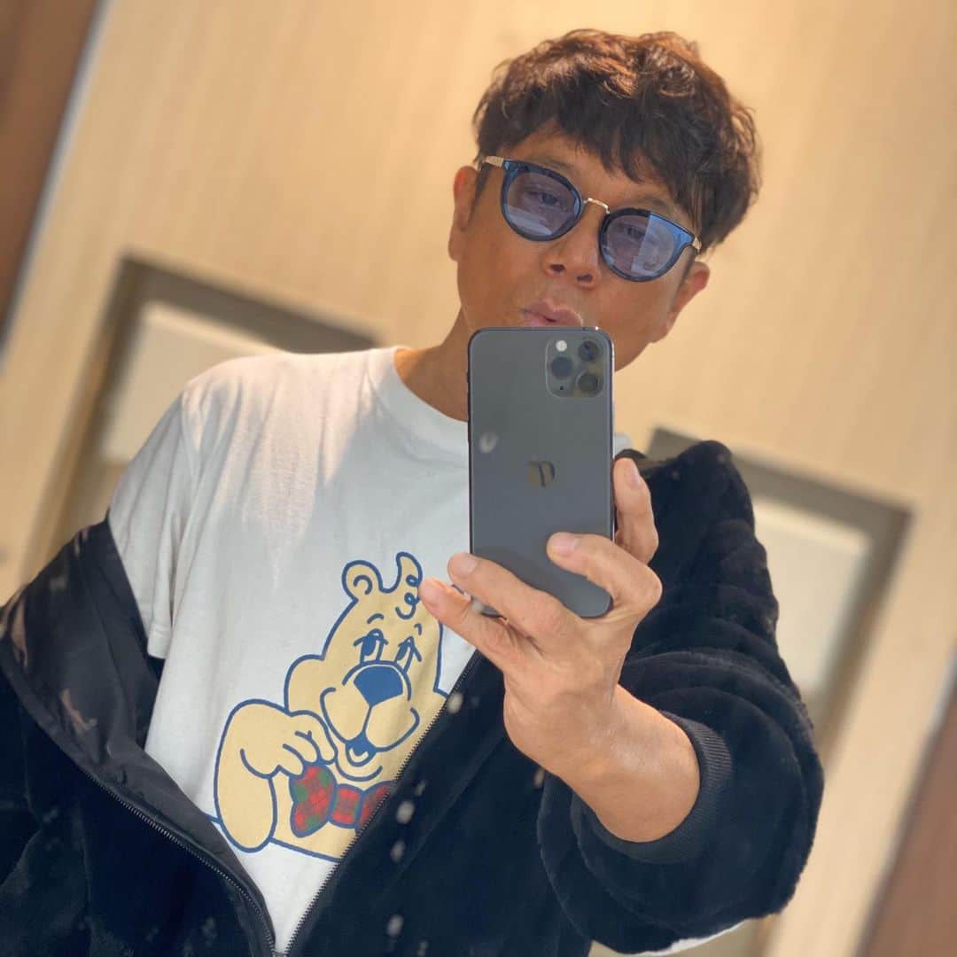 伊津野亮さんのインスタグラム写真 - (伊津野亮Instagram)「2020年1月2日 今年もご贔屓に #bayfm #bayline #伊津野亮 @thedramofwhisky  #柴田幸子  #鈴木あきえ #毒曜 #応援隊 #今年1年よろしくお願いします。」1月2日 23時26分 - ryoizuno