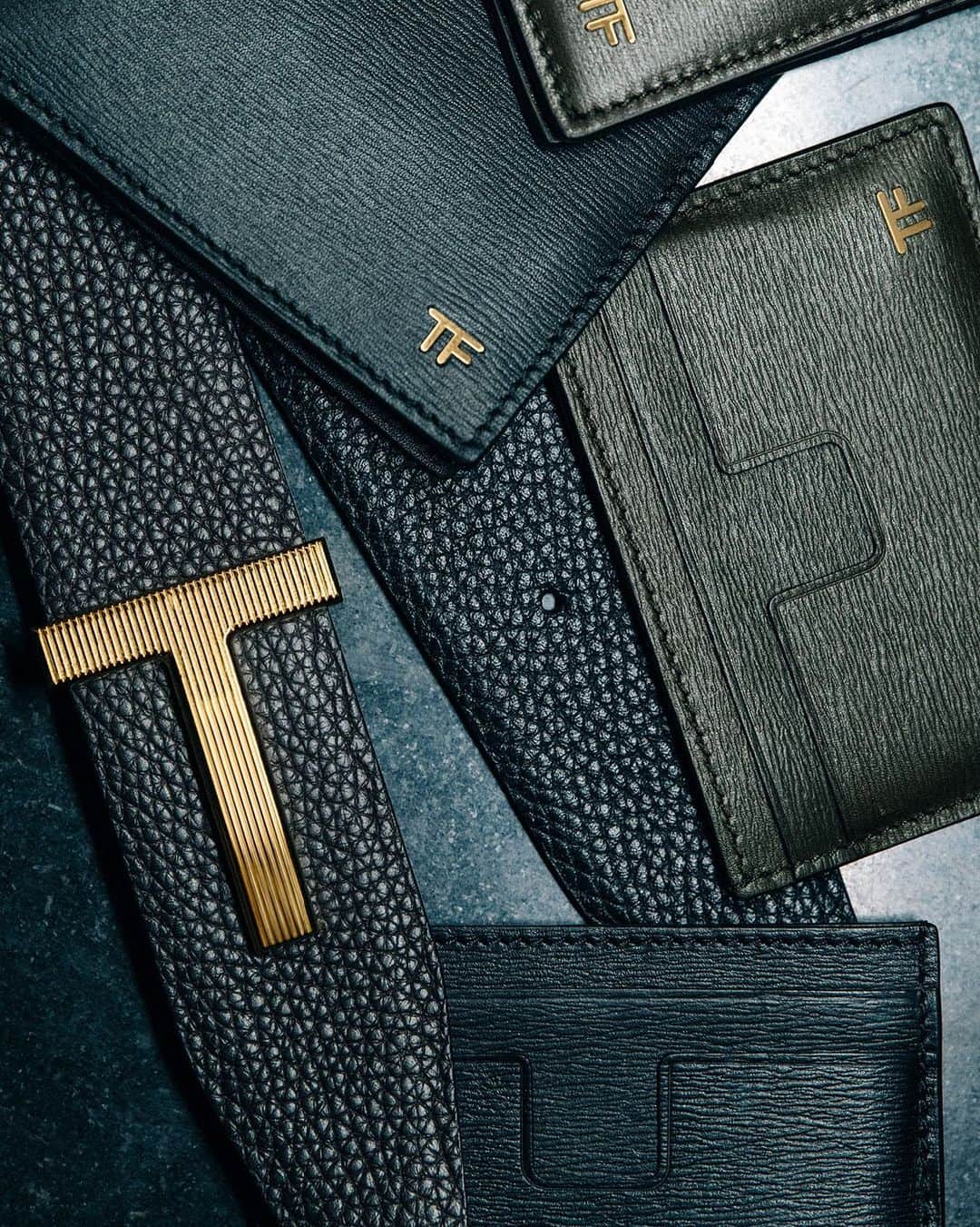 トムフォードさんのインスタグラム写真 - (トムフォードInstagram)「Discover TOM FORD accessories featuring belts and small leather goods. #TOMFORD」1月2日 23時28分 - tomford