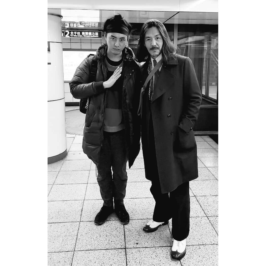 信國太志のインスタグラム：「One auspicious encountering write off many sad separation.Life is not so bad. Thank you @ozin.17  一つの素晴らしい出会いは沢山の悲別を帳消しにする。」