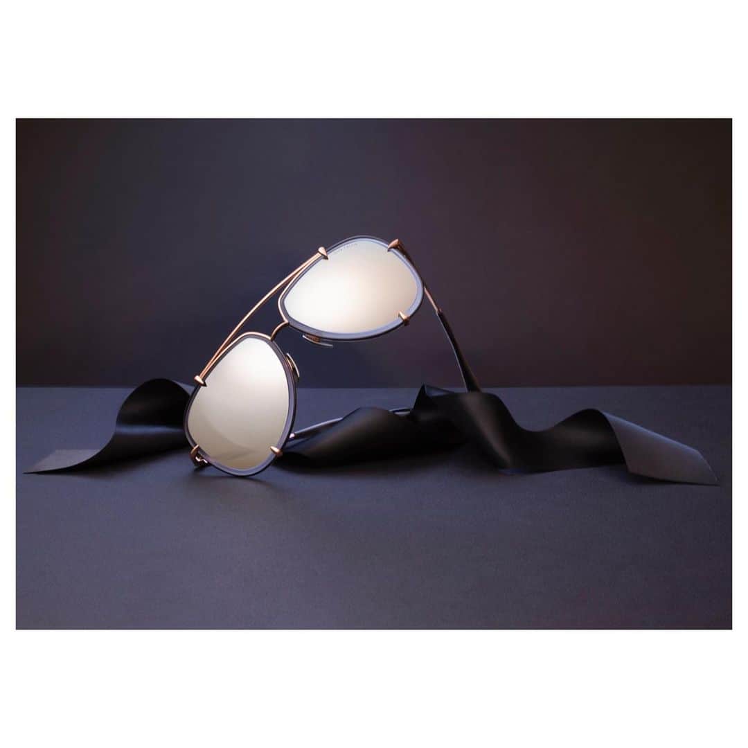ディタのインスタグラム：「Our frames are manufactured by artisans and craftsmen who have spent as many as 50 years perfecting their crafts. Revered for their incomparable skill and unwavering attention to detail, these modern-day masters transform the world’s finest acetates and metals into luxurious eyewear with a genuine soul. #DITA #DITAeyewear #DITAsunglasses」