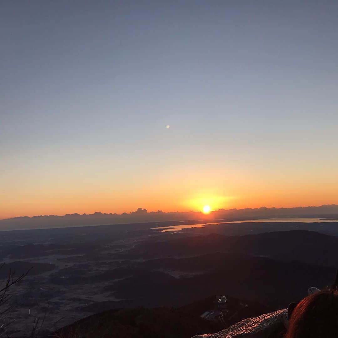 高井和馬さんのインスタグラム写真 - (高井和馬Instagram)「筑波山に登ってきました！ 思ったよりキツかった… ナイストレーニング👍  #登山 #筑波山 #レノ丸」1月3日 12時04分 - kazuma_takai