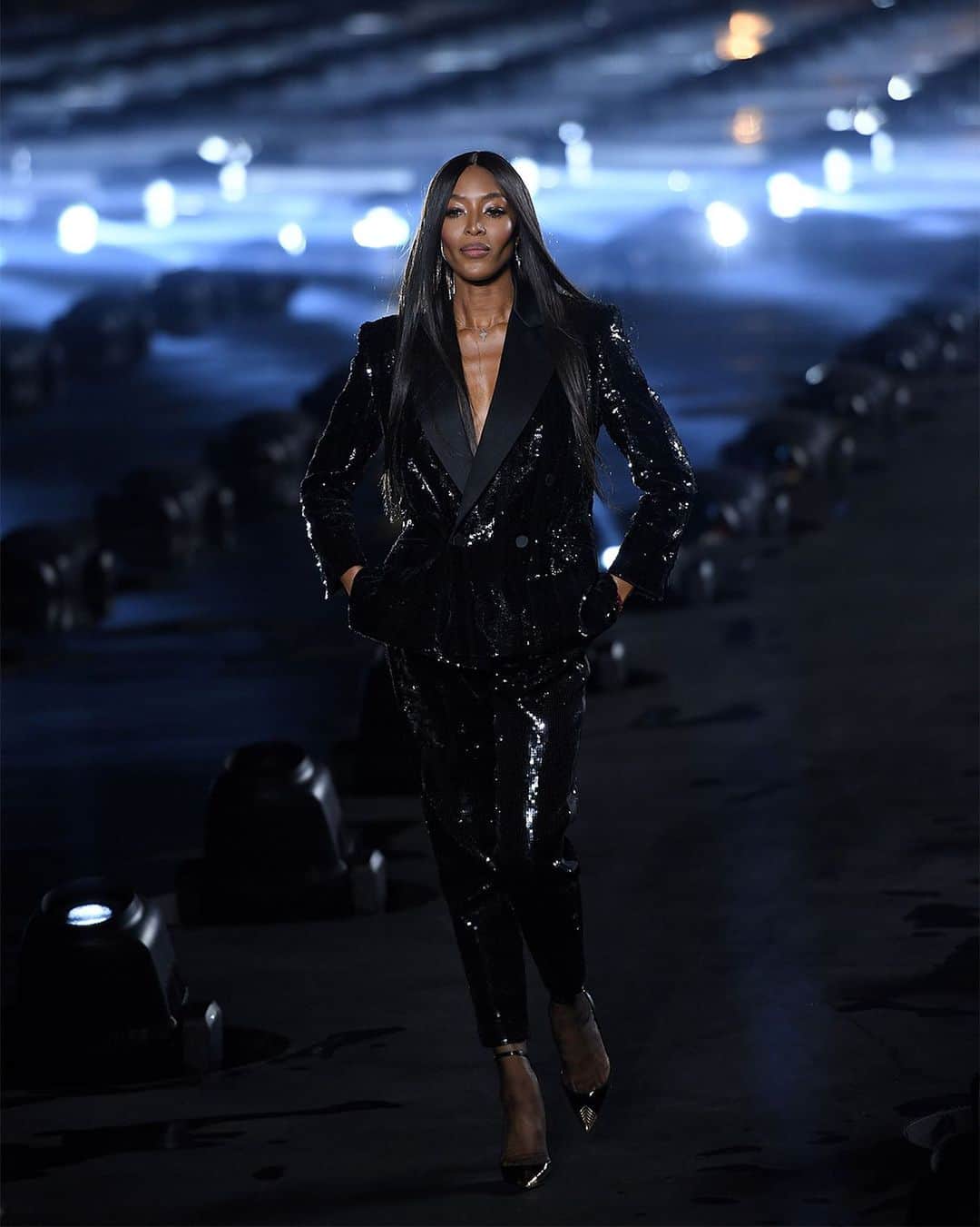 Fashion Weekのインスタグラム：「2020 vibe: @naomi on the runway for @ysl in the City of Light. Photo by @gettyimages.」