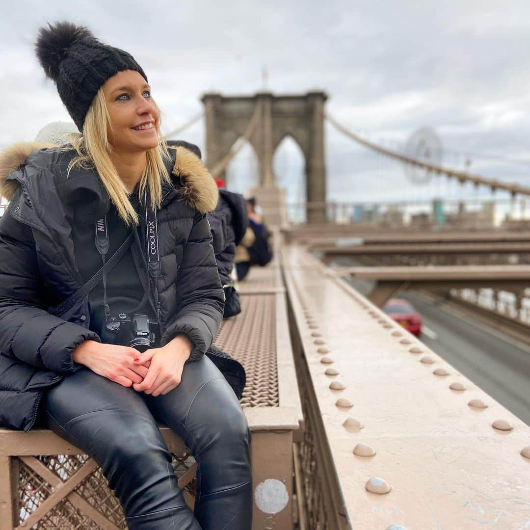 レナ・ゲースリンクさんのインスタグラム写真 - (レナ・ゲースリンクInstagram)「Brooklyn Bridge 🇺🇸 🌉 #brooklynbridge #brooklyn #newyork #usa #happy #vacation」1月3日 5時04分 - lena_goessling