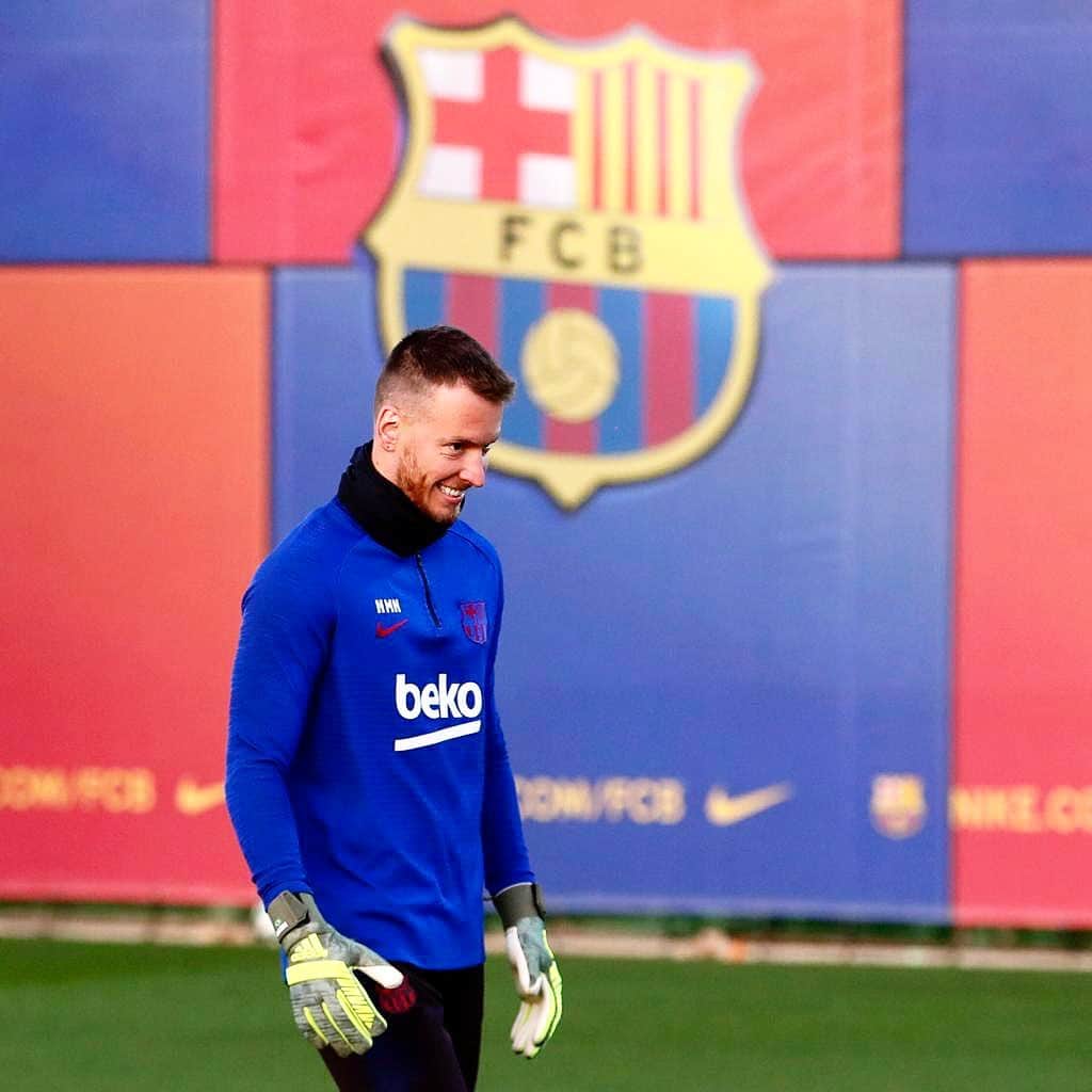 ノルベルト・ムラーラ・ネトのインスタグラム：「Work! @fcbarcelona」