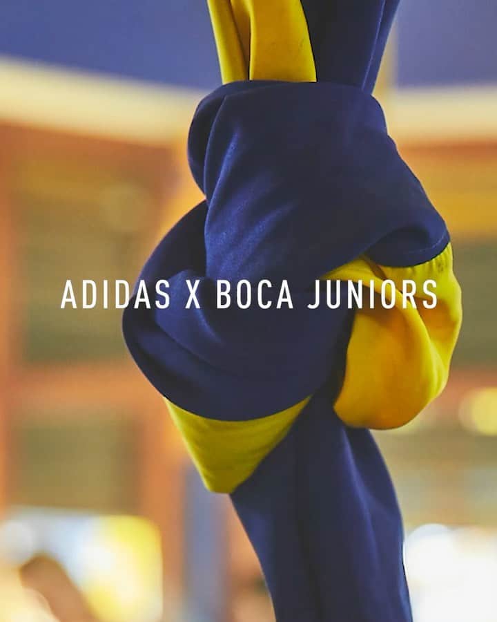 リサンドロ・ロペスのインスタグラム：「Hay una sola forma de vivir: LA DE BOCA. 💙💛💙 @adidasar x @bocajrsoficial #adidasfootball #creadoconadidas」